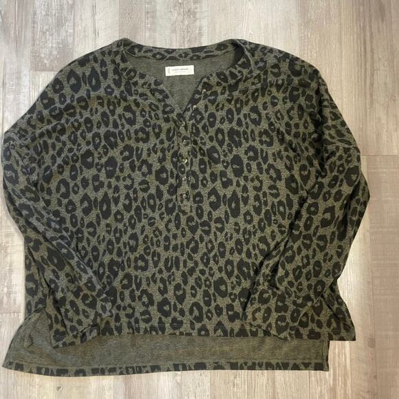 Lucky Brand Printed Brushed Hacci Henley size Large - Picture 9 of 13